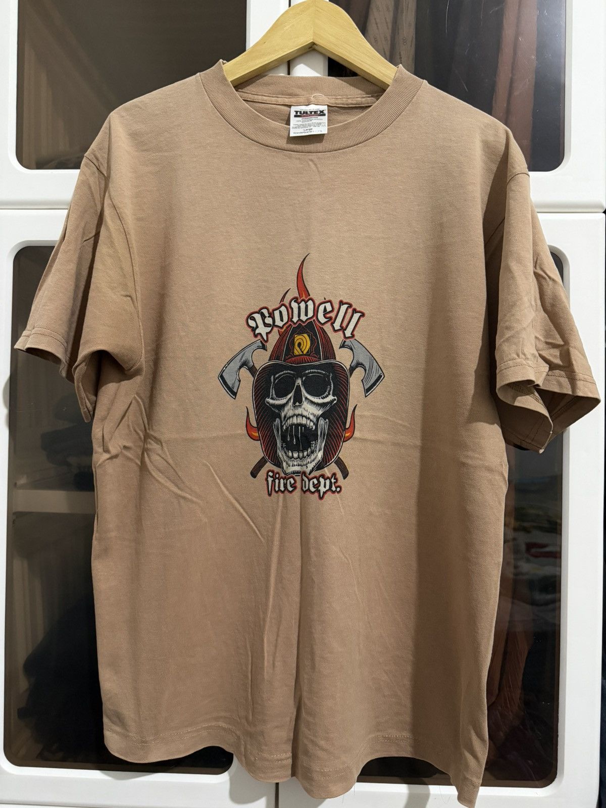 Powell Peralta Powell Peralta Fire Dept Skull Tee Size US L / EU 52-54 / 3 - 1 Thumbnail