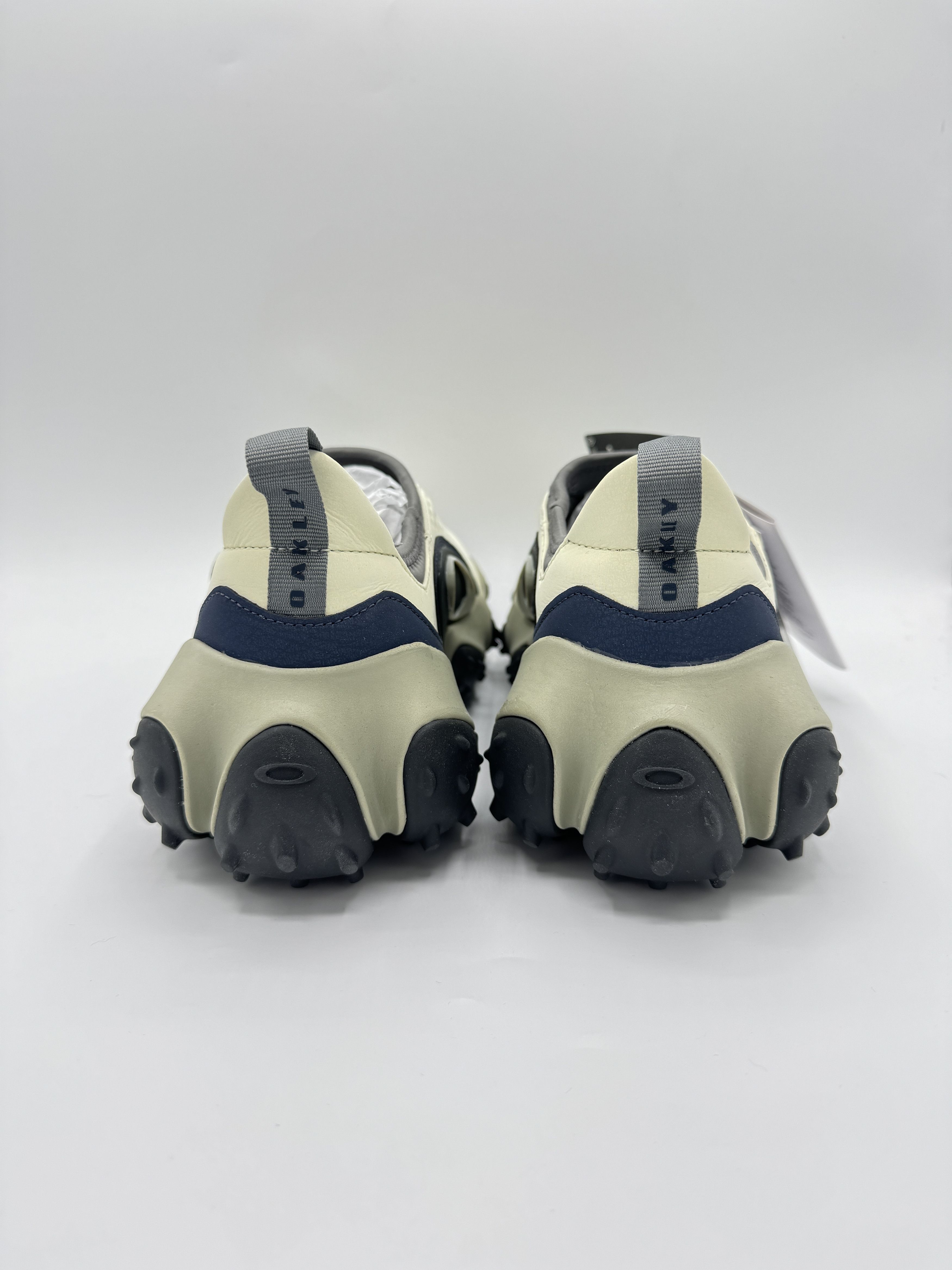 Oakley Oakley Edge Icon Slip Cream Navy Size US 9.5 / EU 42-43 - 3 Thumbnail