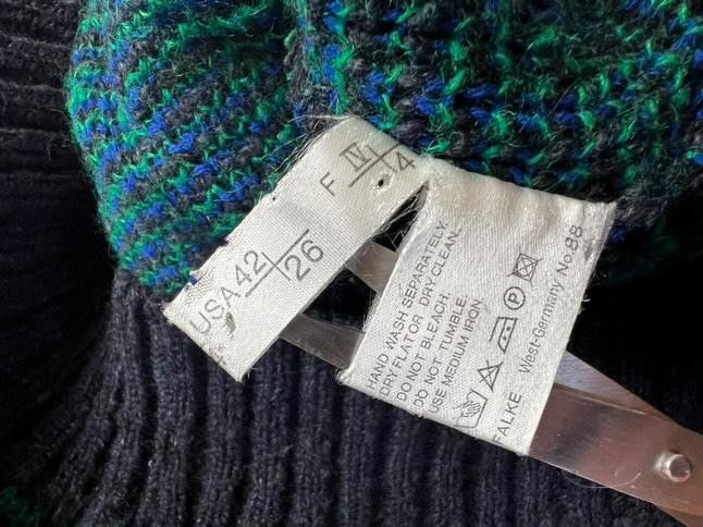 Hugo Boss Hugo Boss wool multicolor sweater Size US L / EU 52-54 / 3 - 4 Thumbnail