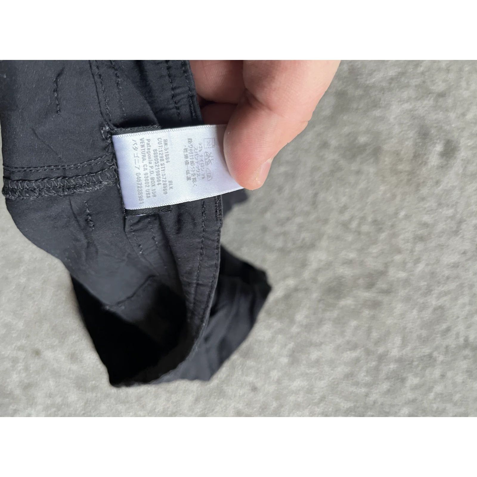 Patagonia Patagonia Pants Womens 6 Black Lightweight Outdoor Hiking Drawstring Capri Trail Shirt, Pants, or Hats? Size 28" / US 6 / IT 42 - 5 Thumbnail