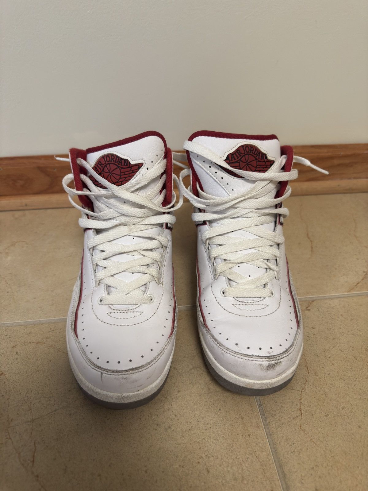 Jordan Brand Jordan 2 Retro “White/Red” (2014) Size: US Men’s 8.5 Size US 8.5 / EU 41-42 - 3 Thumbnail