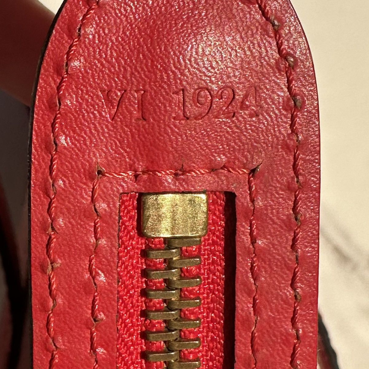 Louis Vuitton Louis Vuitton Epi Saint Jacques PM Castillan Red Size ONE SIZE - 15 Thumbnail