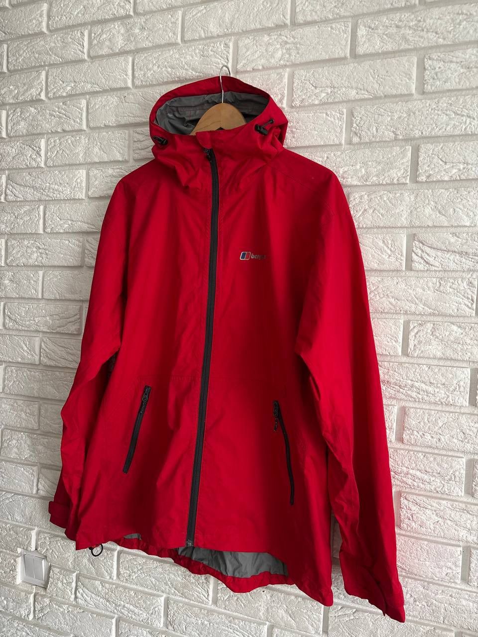 Berghaus Berghaus Hydroshell windbreaker red men jacket size XL Size US XL / EU 56 / 4 - 3 Thumbnail