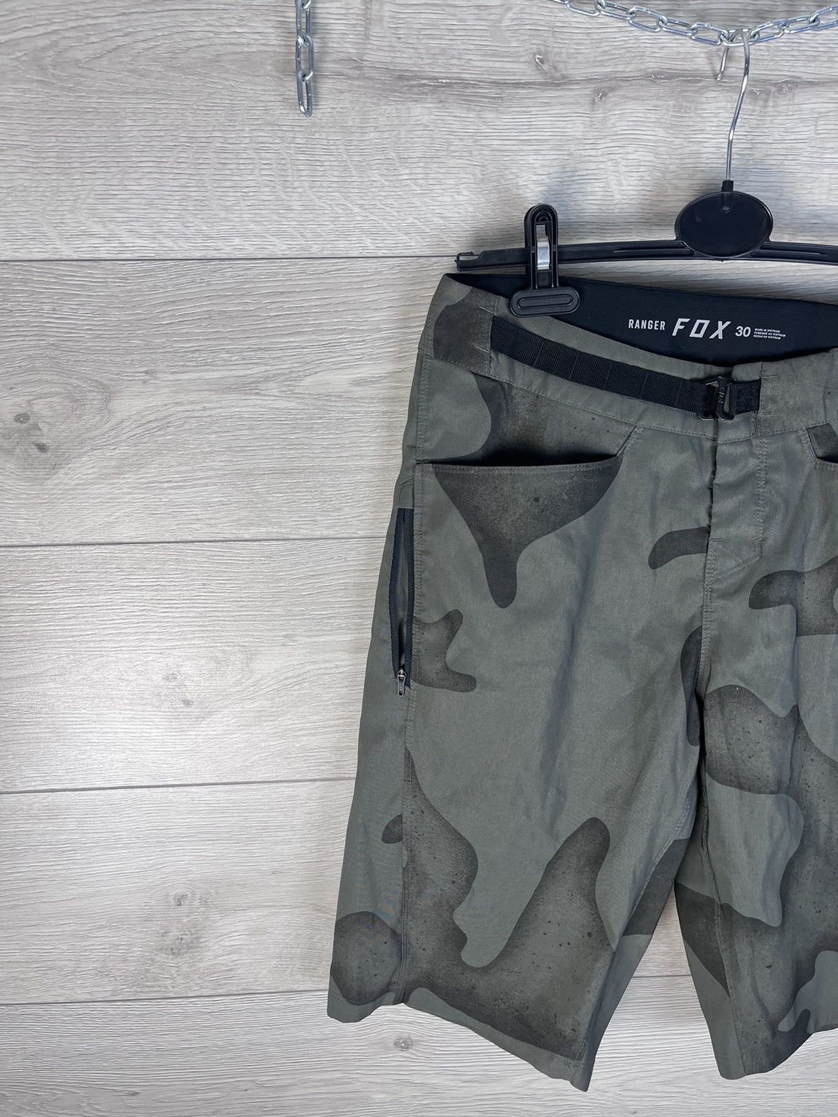 Fox Racing MENS SHORT RENGER FOX SIZE 30 CASUAL Y2K Size US 30 / EU 46 - 2 Thumbnail