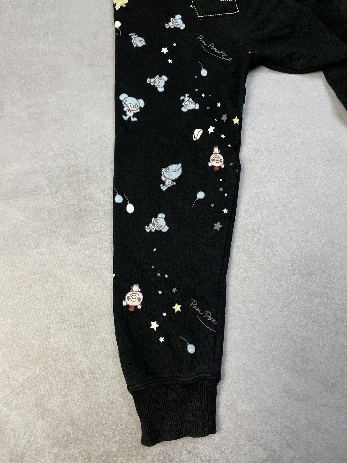 Angel Blue 2000s Pom Ponnete Kawaii Graphic Sweatshirt Size XS / US 0-2 / IT 36-38 - 4 Thumbnail
