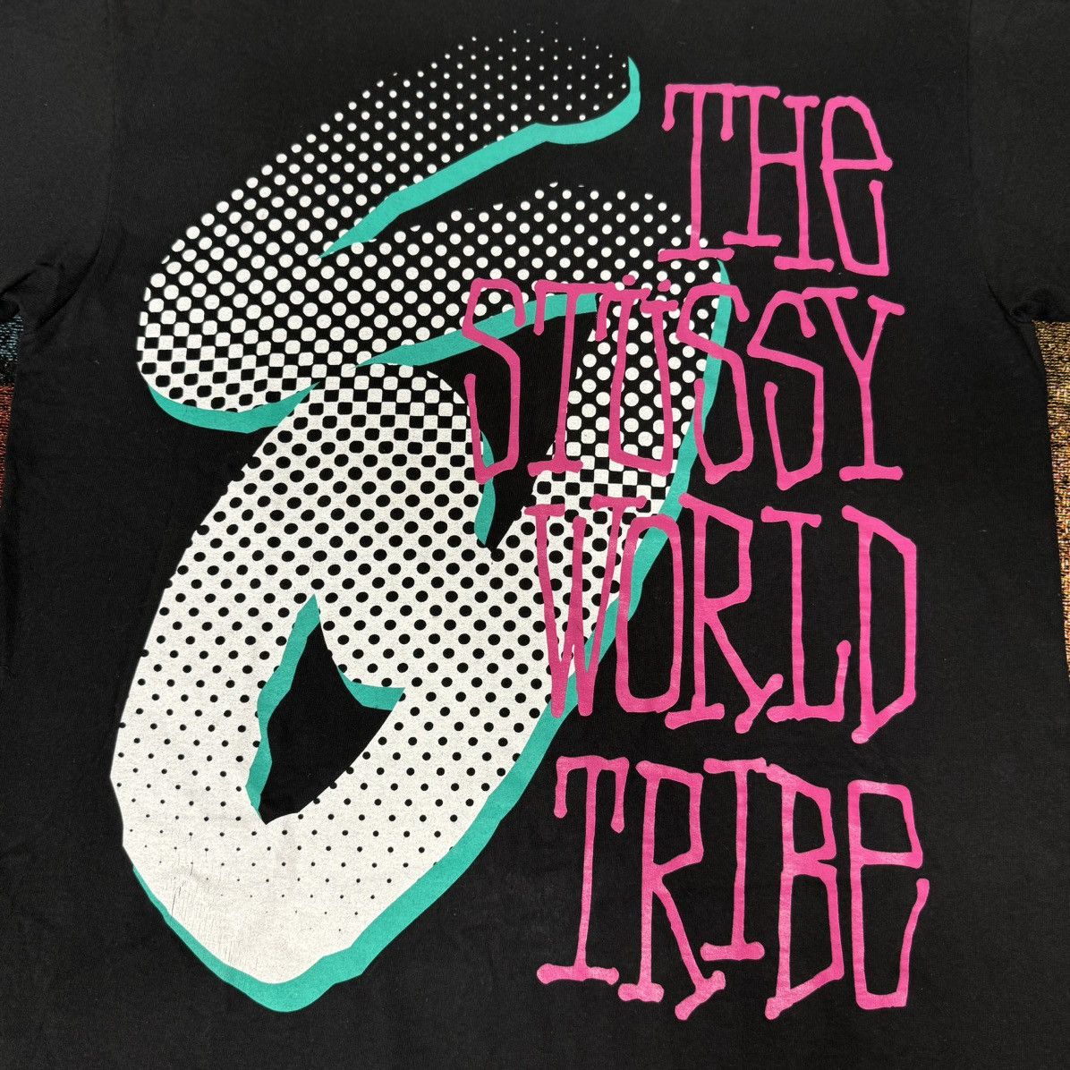 Stussy × Vintage VINTAGE STUSSY WORLD TRIBE TEE BLACK Size US L / EU 52-54 / 3 - 2 Thumbnail