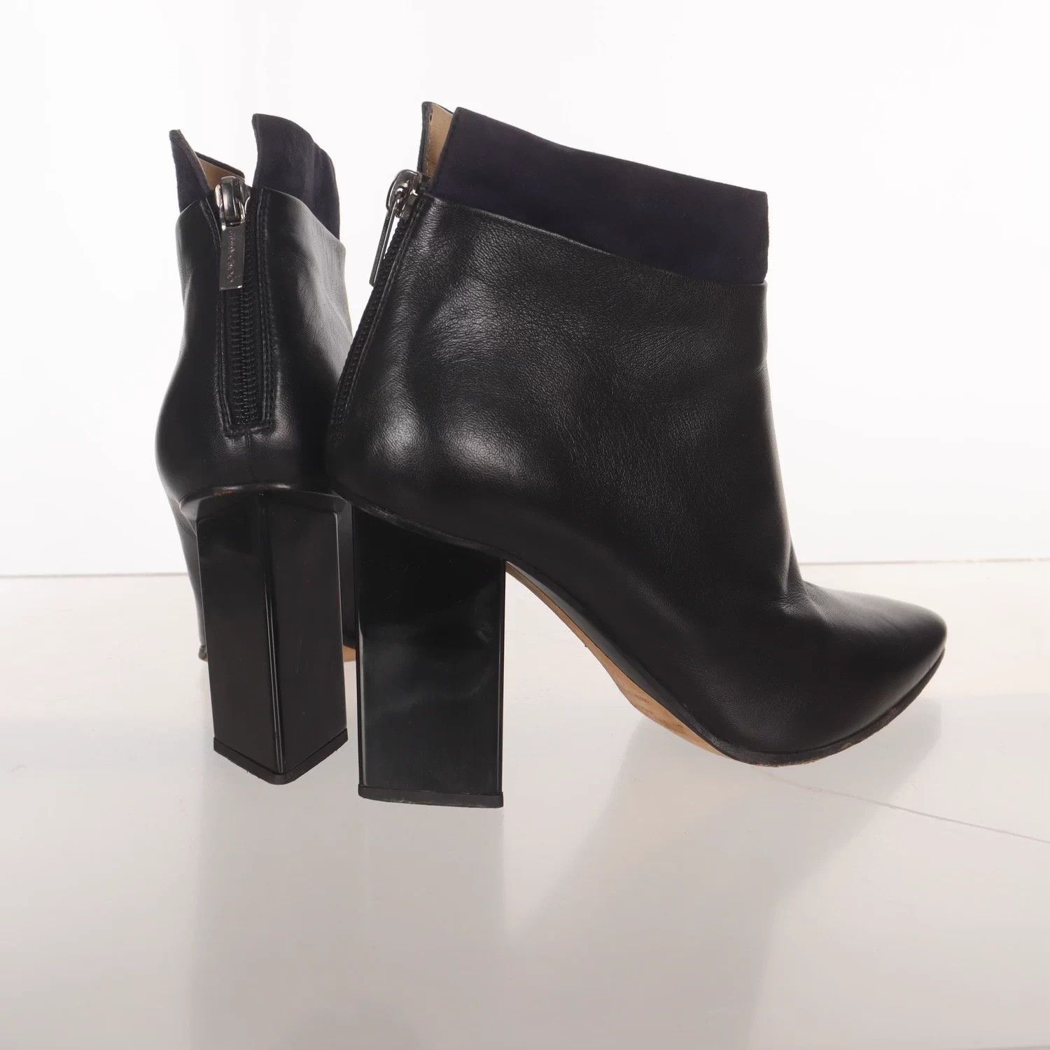 Jimmy Choo Jimmy Choo suede/lambskin colorblocked women's heels Size US 7 / IT 37 - 6 Thumbnail