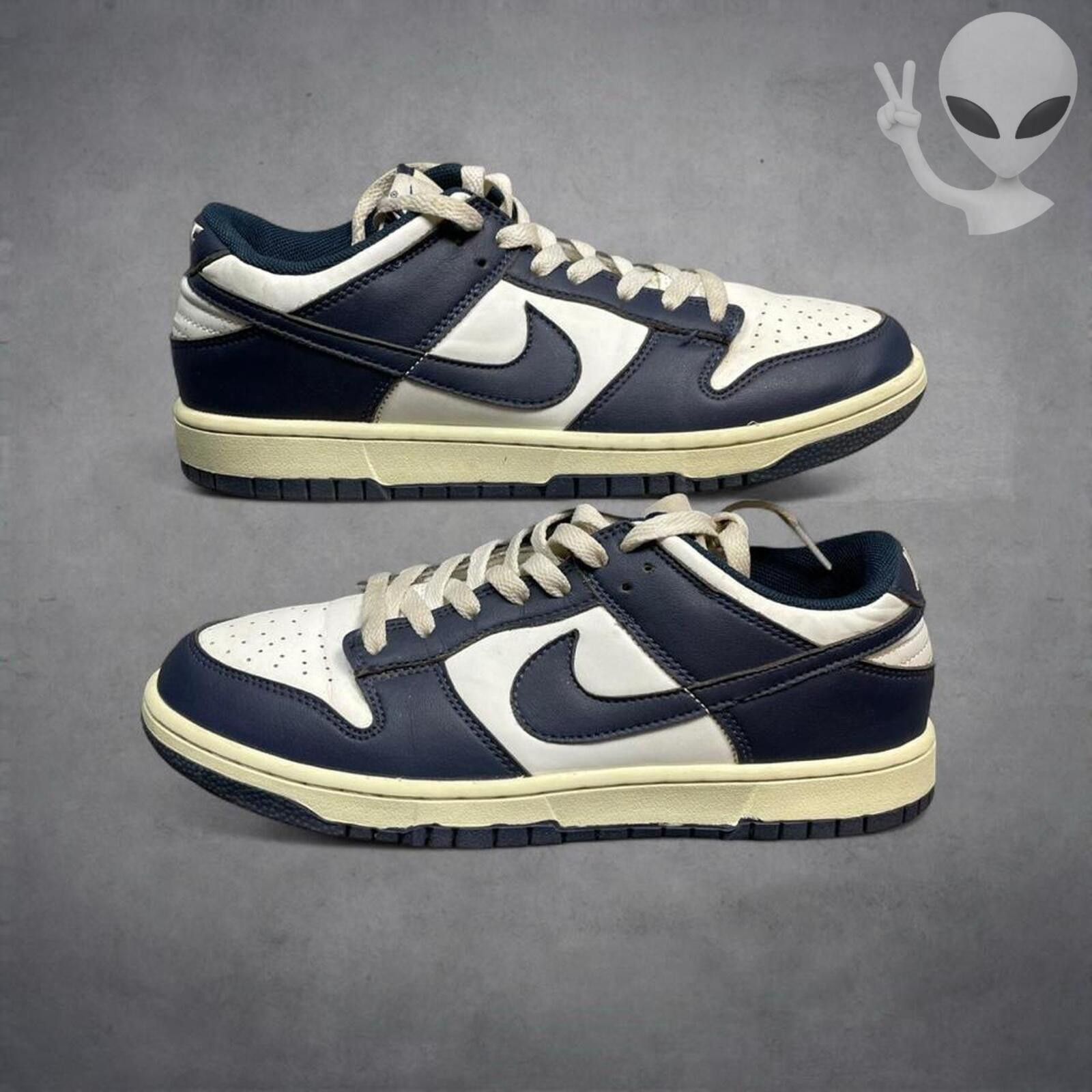 Nike Nike Dunk Low Premium Vintage Navy 7Y FN7197-100 Size US 8.5 / IT 38.5 - 1 Thumbnail