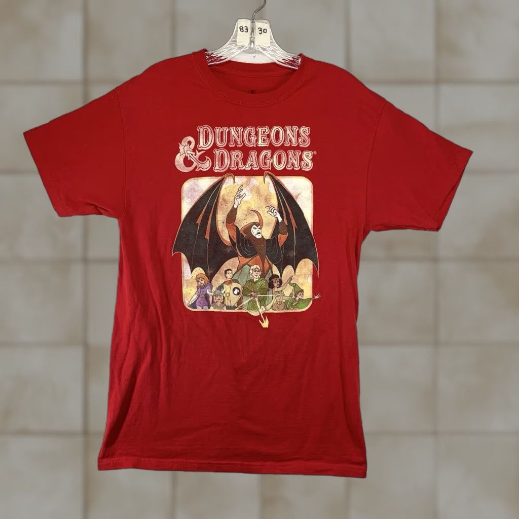 Vintage Dungeons & Dragons T-Shirt Adult Medium Red Retro 80s Cartoon Vengar Graphic Mens Size US M / EU 48-50 / 2 - 1 Thumbnail
