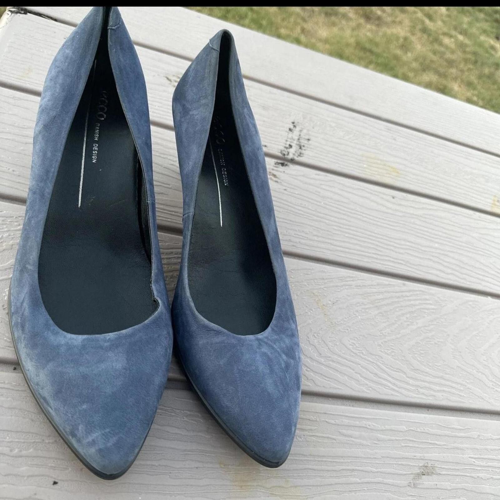 Ecco Blue suede pointed toe pumps #suede #pointedtoe Size US 8 / IT 38 - 1 Thumbnail