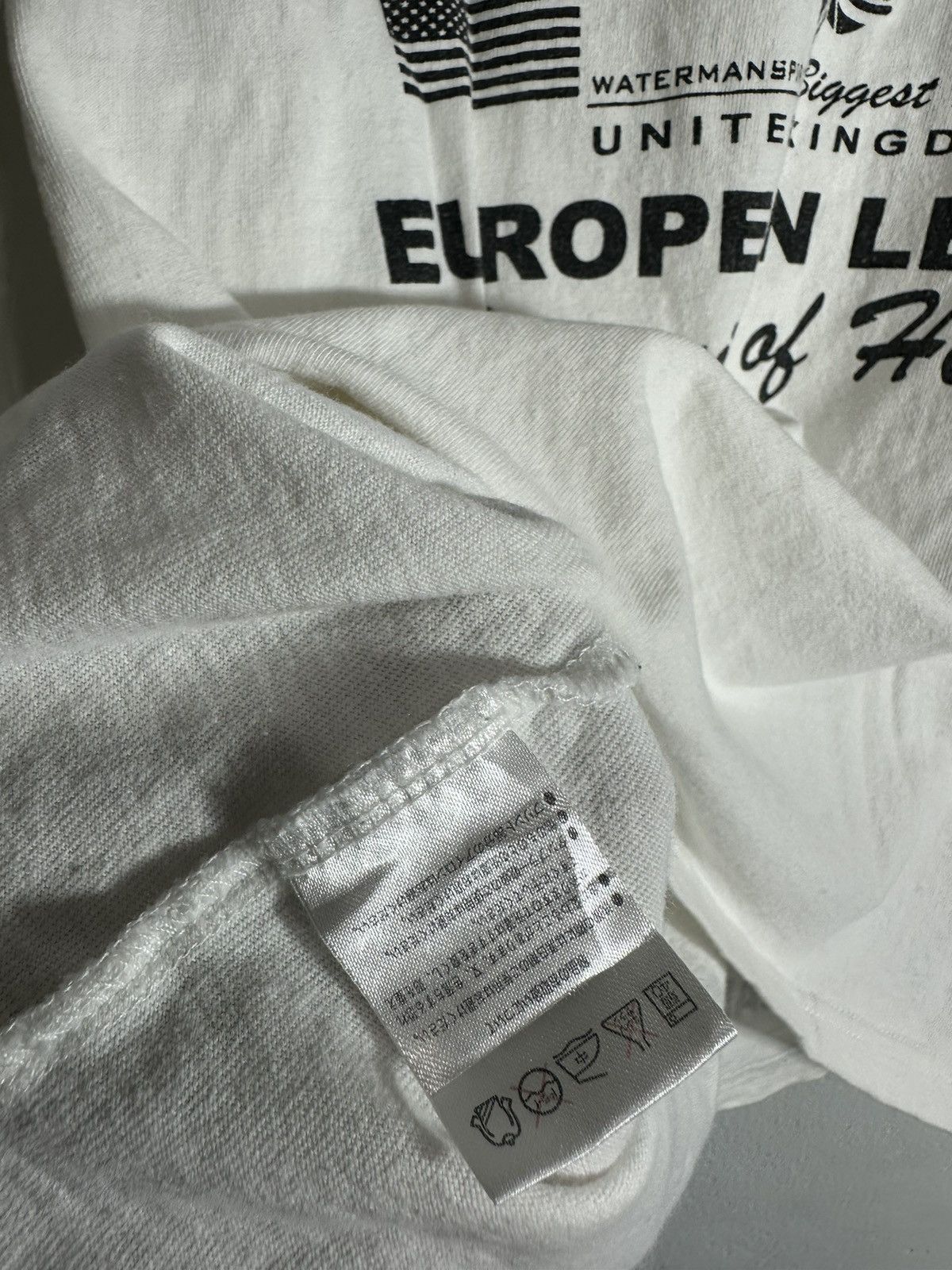 Beauty Beast BRITISH LONDON POEM UNITED KINGDOM LONG SLEEVE TE Size US L / EU 52-54 / 3 - 11 Thumbnail