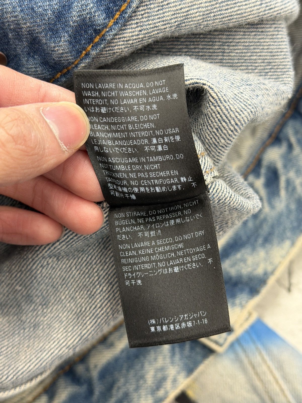 Balenciaga SS19 GRAFFITI DENIM JACKET Size US M / EU 48-50 / 2 - 11 Thumbnail