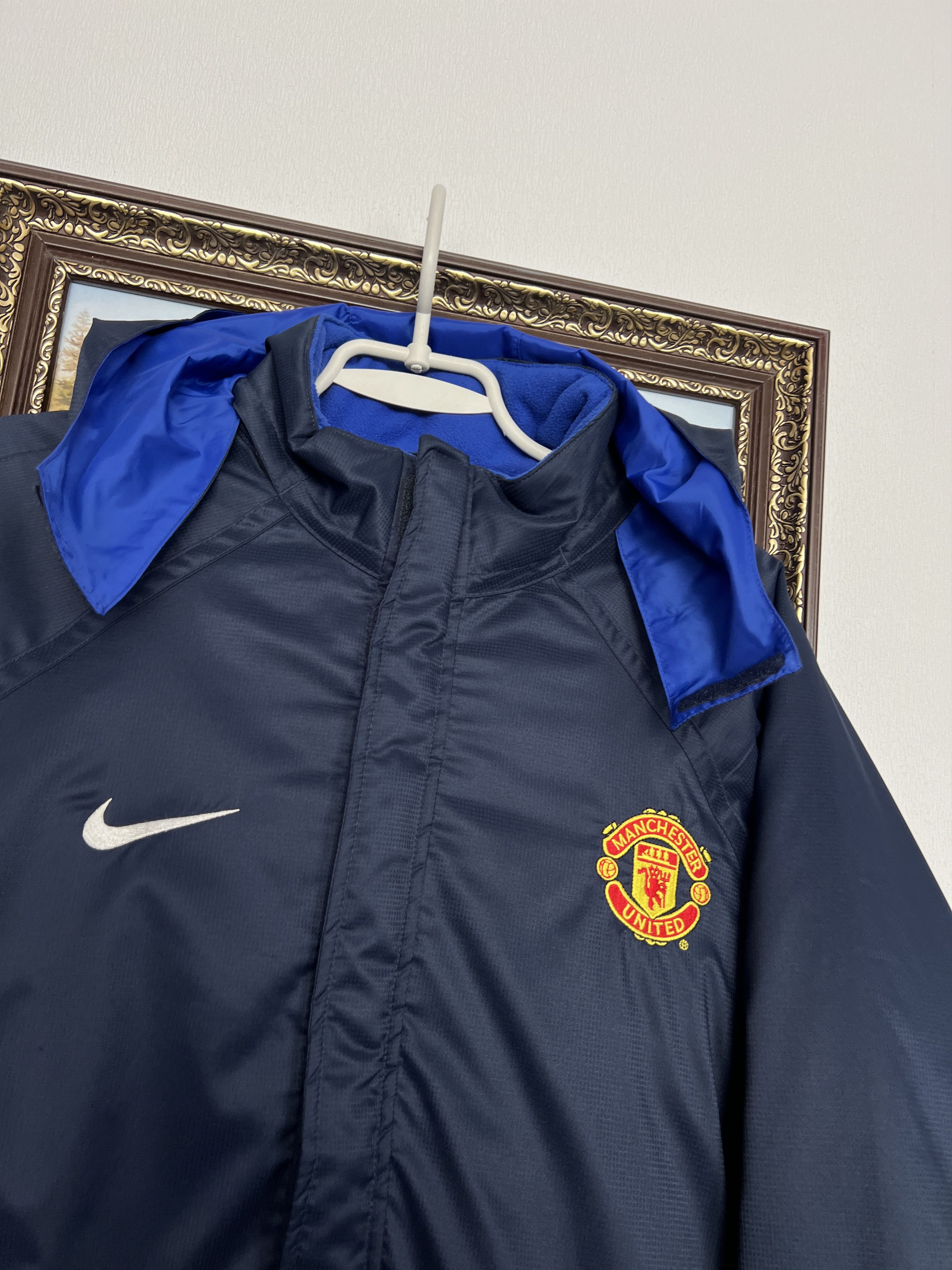 Nike Vintage Nike Manchester United Football Padded Jacket Soccer Size US L / EU 52-54 / 3 - 3 Thumbnail