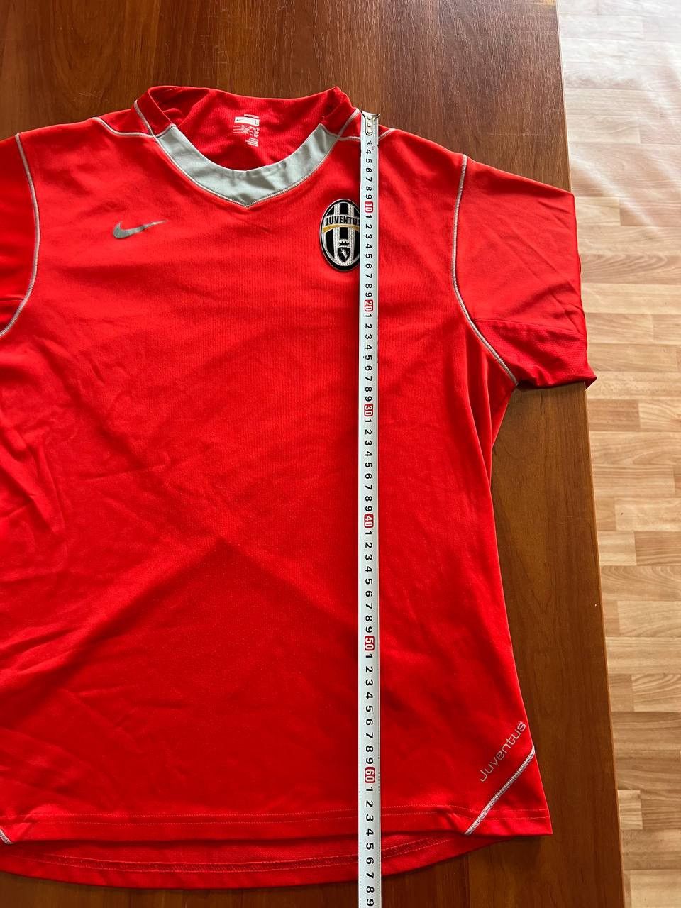Nike 2007/08 JUVENTUS FC TRAINING NIKE SOCCER JERSEY SHIRT SZ L Size US L / EU 52-54 / 3 - 17 Thumbnail