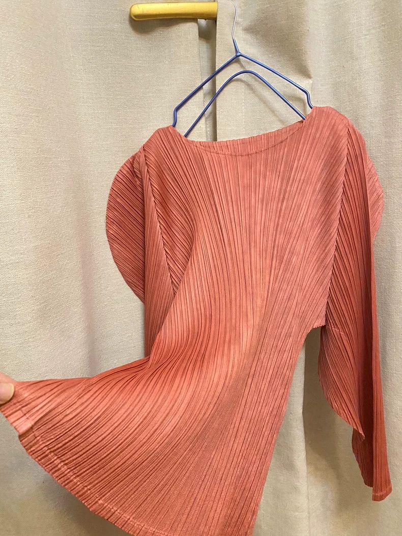 Issey Miyake issey miyake size：3 Pink long sleeves 2506-Nextarrow Size XXS / US 00 / IT 34 - 2 Thumbnail