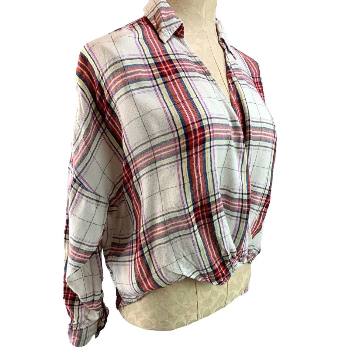 Lou & Grey **Women's Small Gray Soft Flannel Faux Wrap Pullover Blouse** User: **Small Women's Gray Soft Flannel Faux Wrap Pullover Blouse** Size S / US 4 / IT 40 - 2 Thumbnail