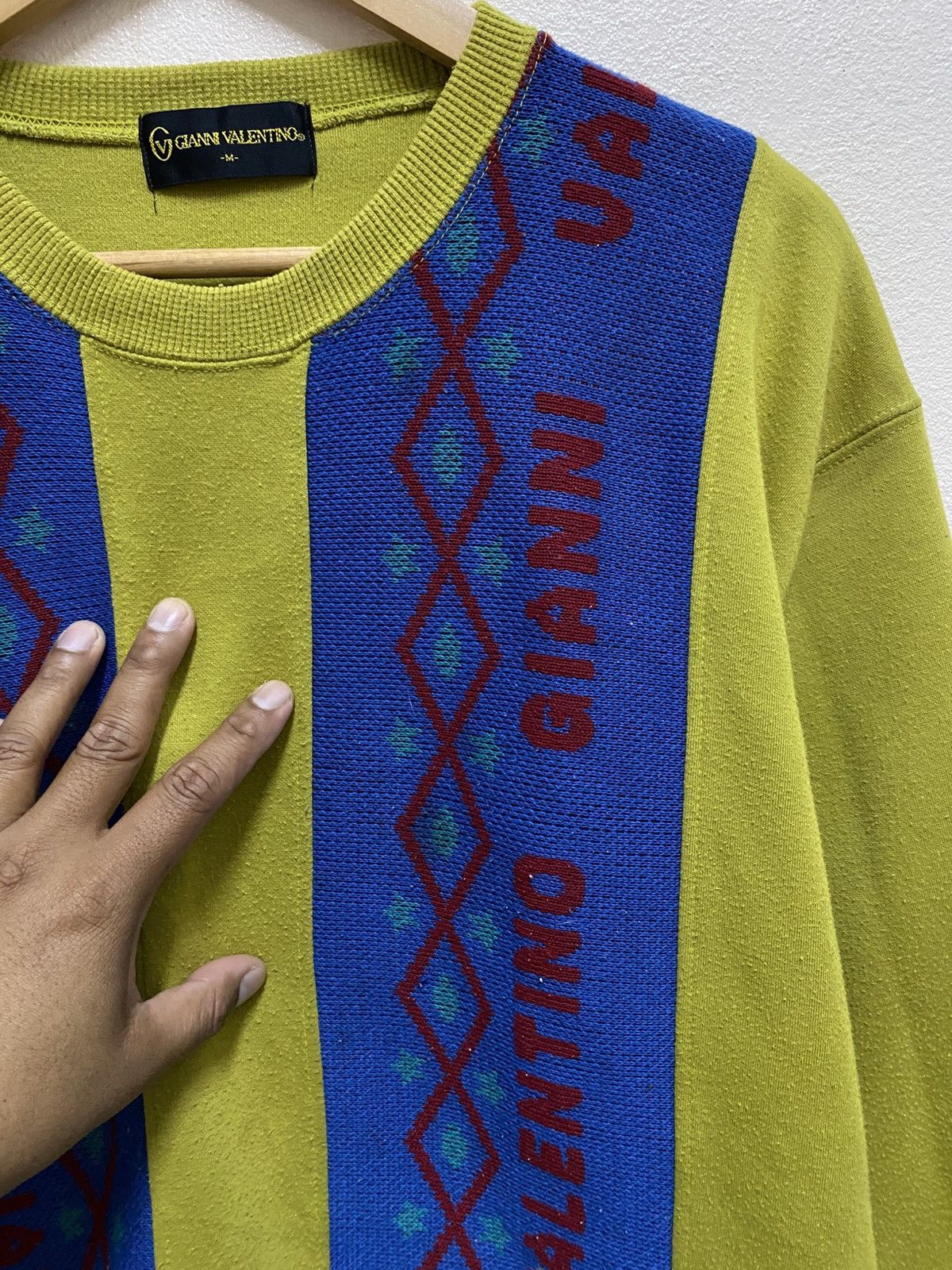 Vintage Vtg Gianni Valentino Sweatshirt Size US L / EU 52-54 / 3 - 4 Thumbnail