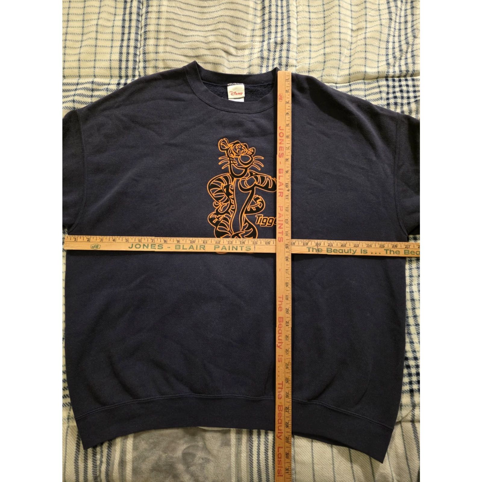 Disney VINTAGE Disney Tigger Sweatshirt Crewneck Navy Blue 2XL Men Regular Fleece Graphic Print 90s Cartoon Heavyweight Pullover Crew Neck Size US XXL / EU 58 / 5 - 5 Thumbnail