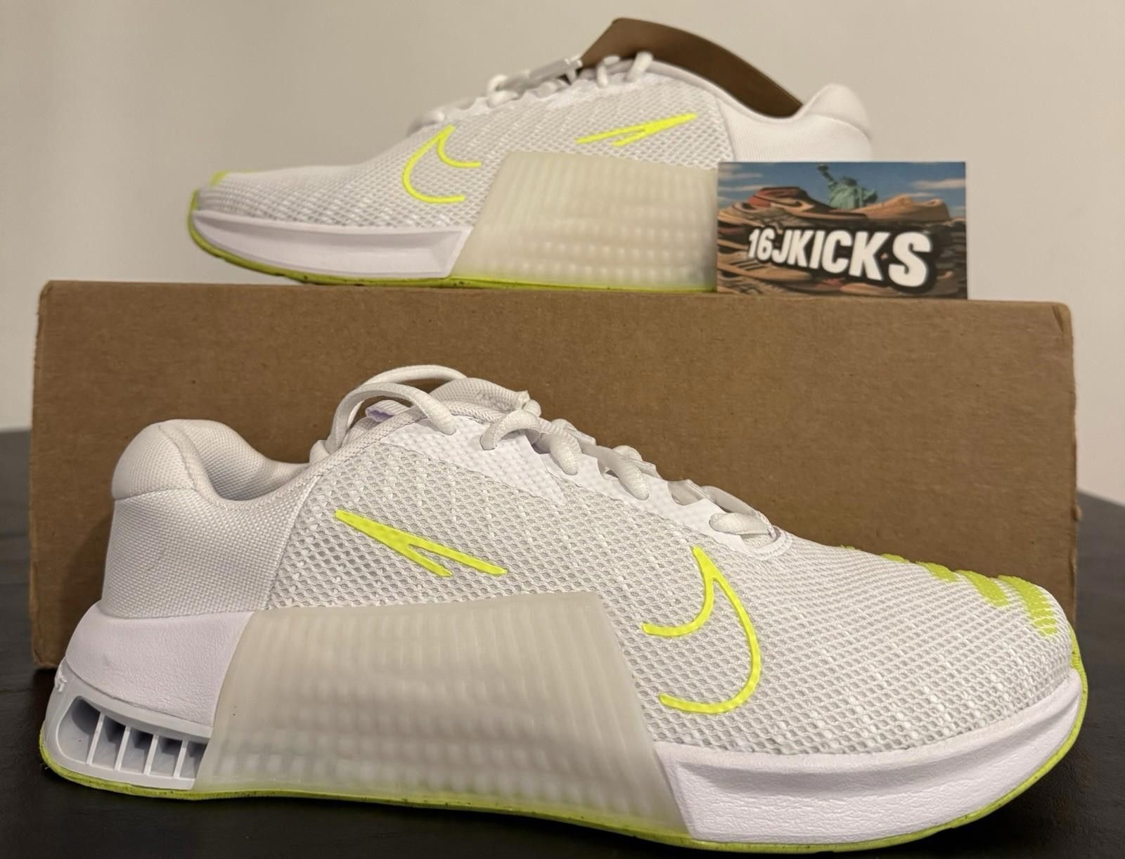 Size 7.5 - Nike Metcon 9 White Volt