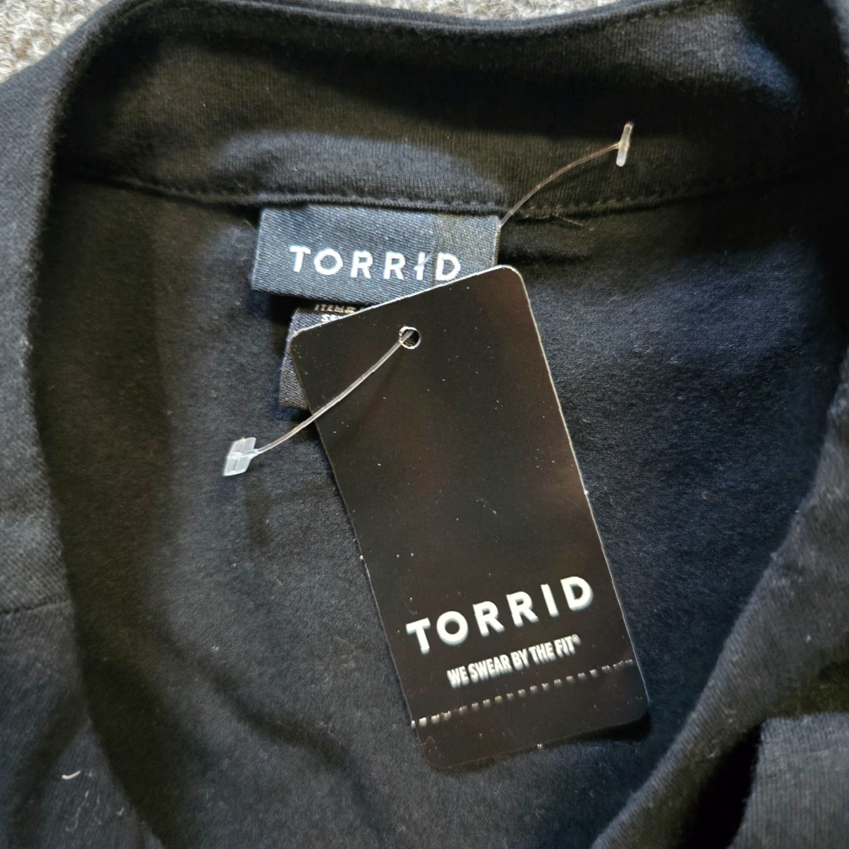 Torrid Torrid Top Womens 2X Black V Neck Cutout 3/4 Sleeve Stretch Fitted Capsule Shirt Womens Size XXL / US 16-18 / IT 52-54 - 3 Thumbnail