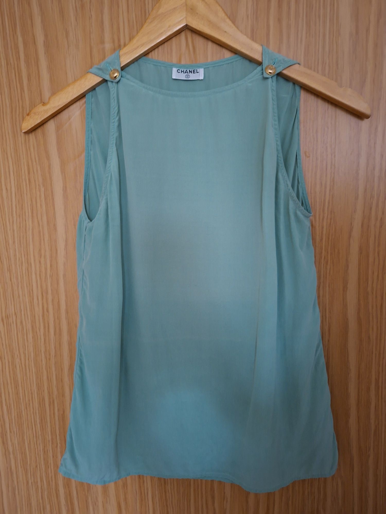 Chanel Chanel Vintage Gold Button Logo Silk Mint Blouse Size S / US 4 / IT 40 - 2 Thumbnail