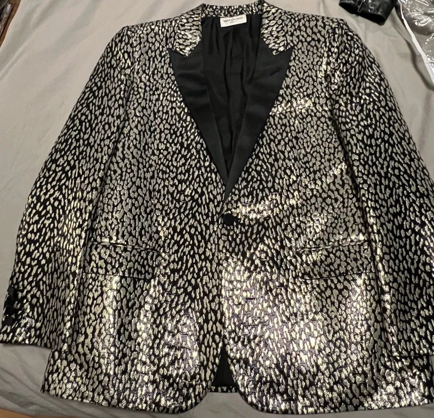Saint Laurent Paris Saint Laurent Paris Scale leopard print jacket Size US L / EU 52-54 / 3 - 1 Thumbnail