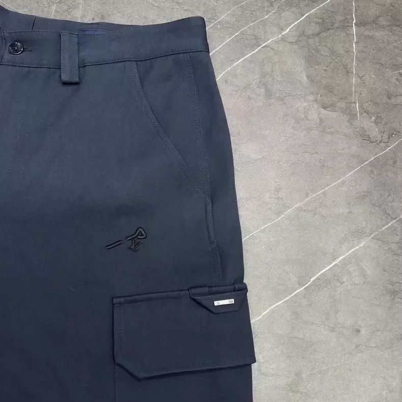 Louis Vuitton Louis Vuitton Navy Cargo Pants Size 38-2506 Size US 38 / EU 54 - 3 Thumbnail