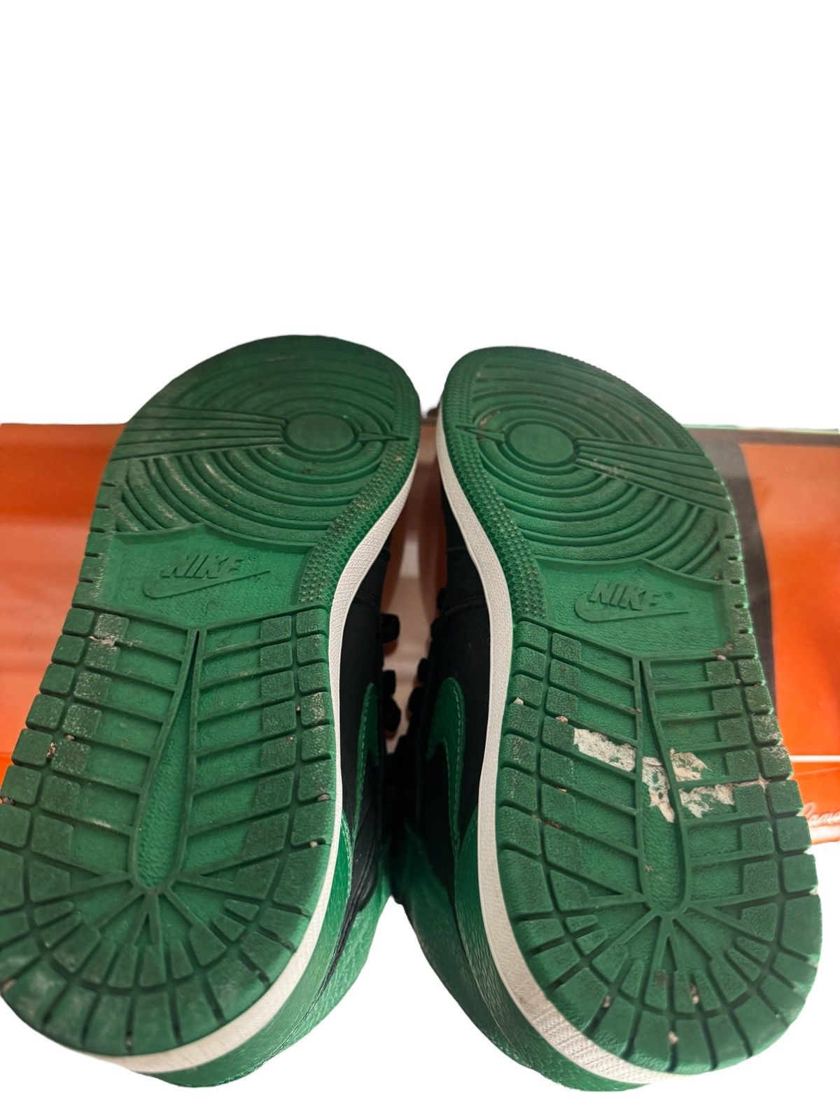 Jordan Brand Jordan 1 Retro High Og Pine Green 2.0 Size US 4.5 / IT 34.5 - 5 Thumbnail