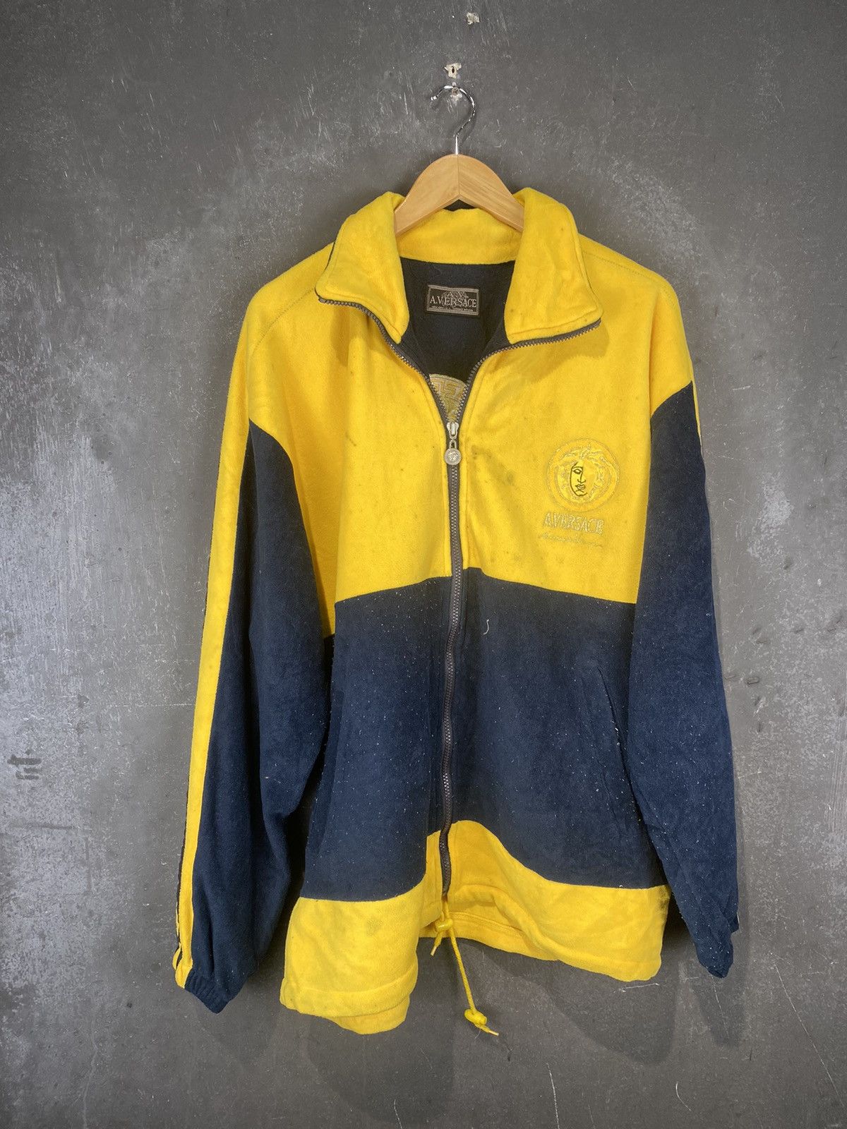 Versace Jeans Couture × Vintage 90s A Versace Medusa Fleece Jacket Size US XL / EU 56 / 4 - 4 Thumbnail