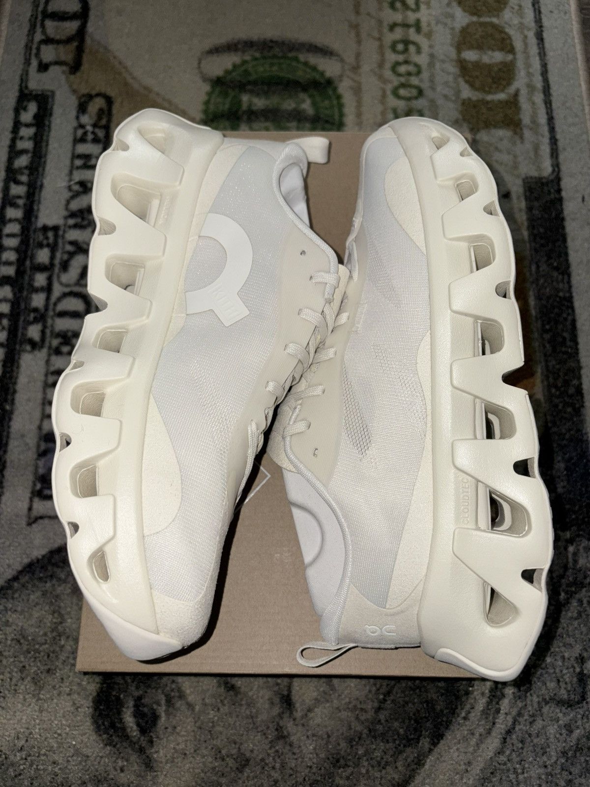 Kith × On On Running K-Tech 1 Kith Tofu (10 Womens) Size US 8.5 / EU 41-42 - 4 Thumbnail