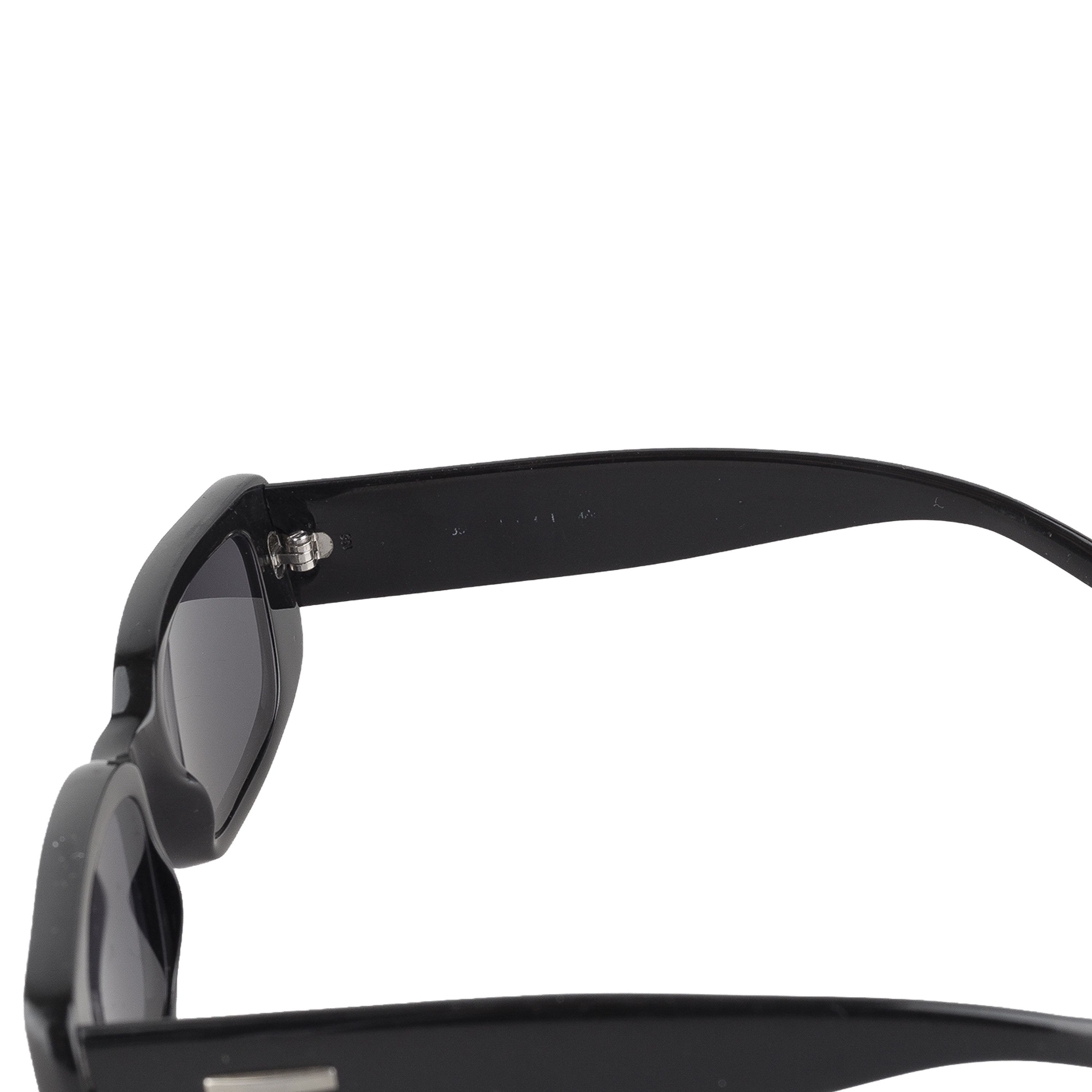 Gucci Gucci GG 2409/S Black Vintage Sunglasses Size ONE SIZE - 6 Thumbnail