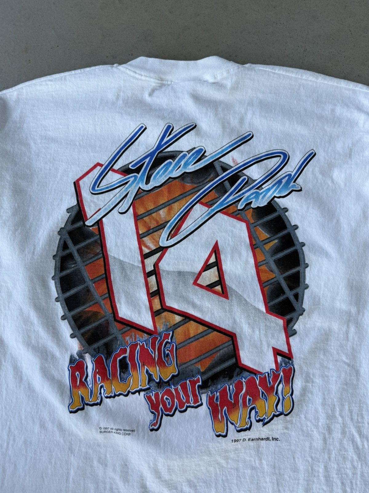 NASCAR Vintage 90s The Heat Is On NASCAR Burger among Racing Tee Size US XL / EU 56 / 4 - 4 Thumbnail
