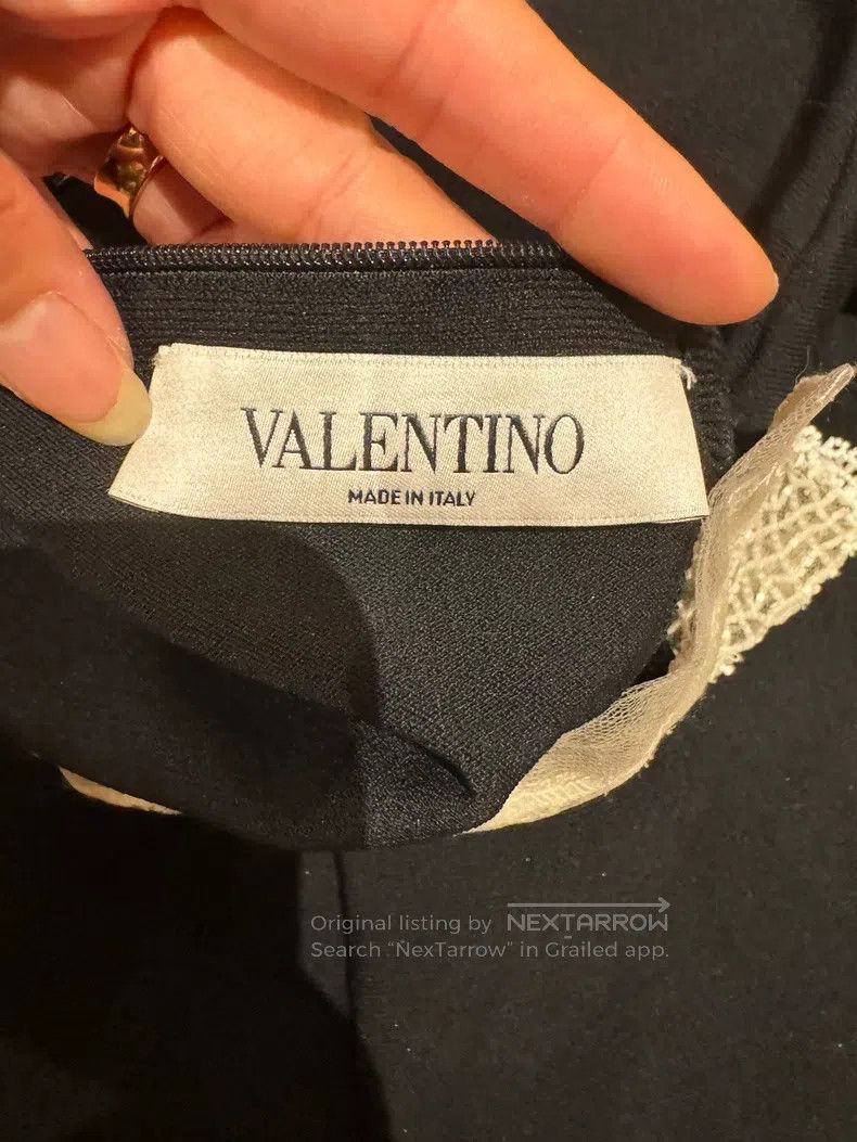 Valentino Valentino Heavy work dress little black dress Size S / US 4 / IT 40 - 6 Thumbnail