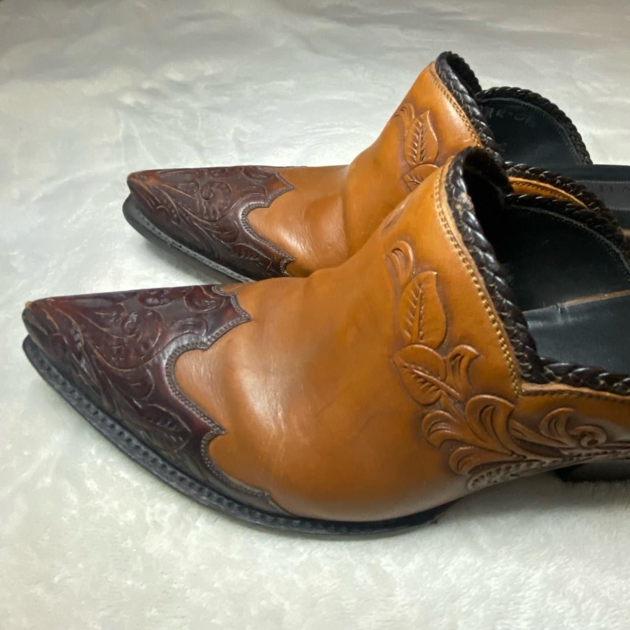 Designer Handcrafted Tres Outlaws El Paso Leather Wingtip Mules Women Size US 7.5 / IT 37.5 - 5 Thumbnail