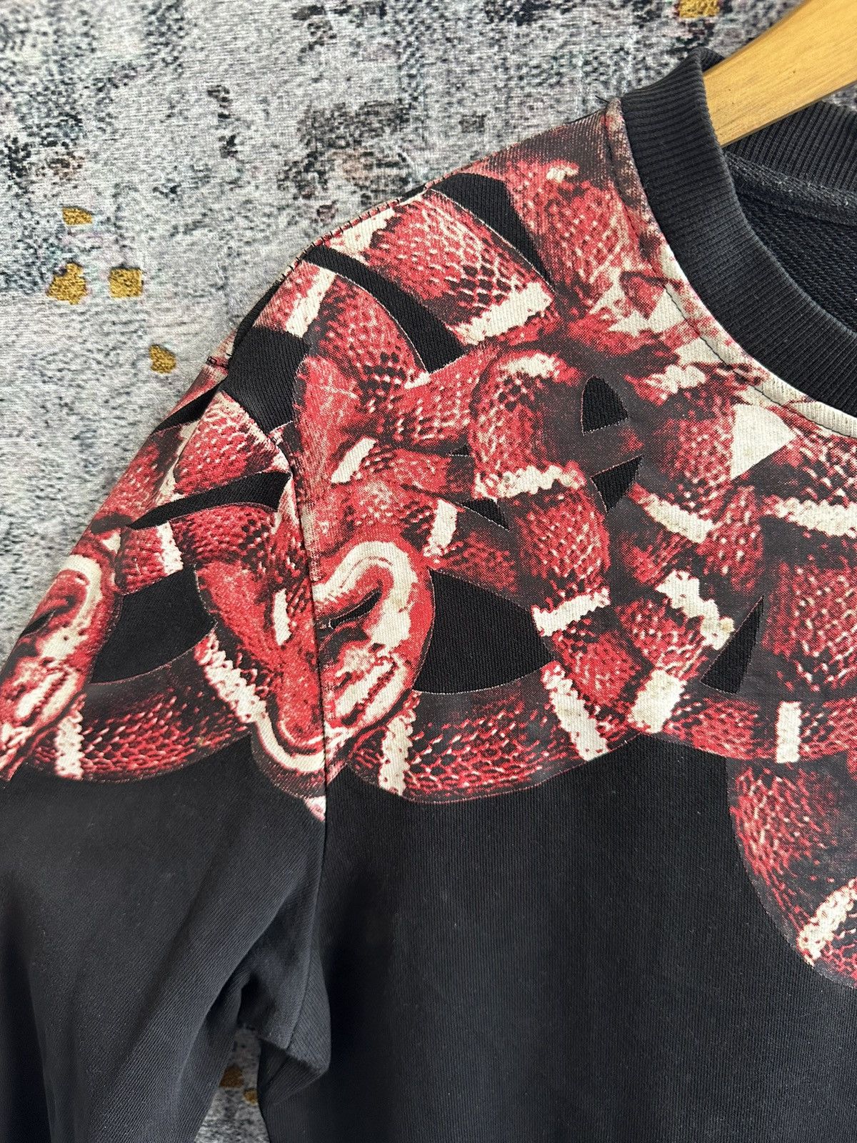 Marcelo Burlon × Vintage SICK FASHION DISTRESSED MARCELO BURLON SNAKE SWEATSHIRT Size US L / EU 52-54 / 3 - 3 Thumbnail