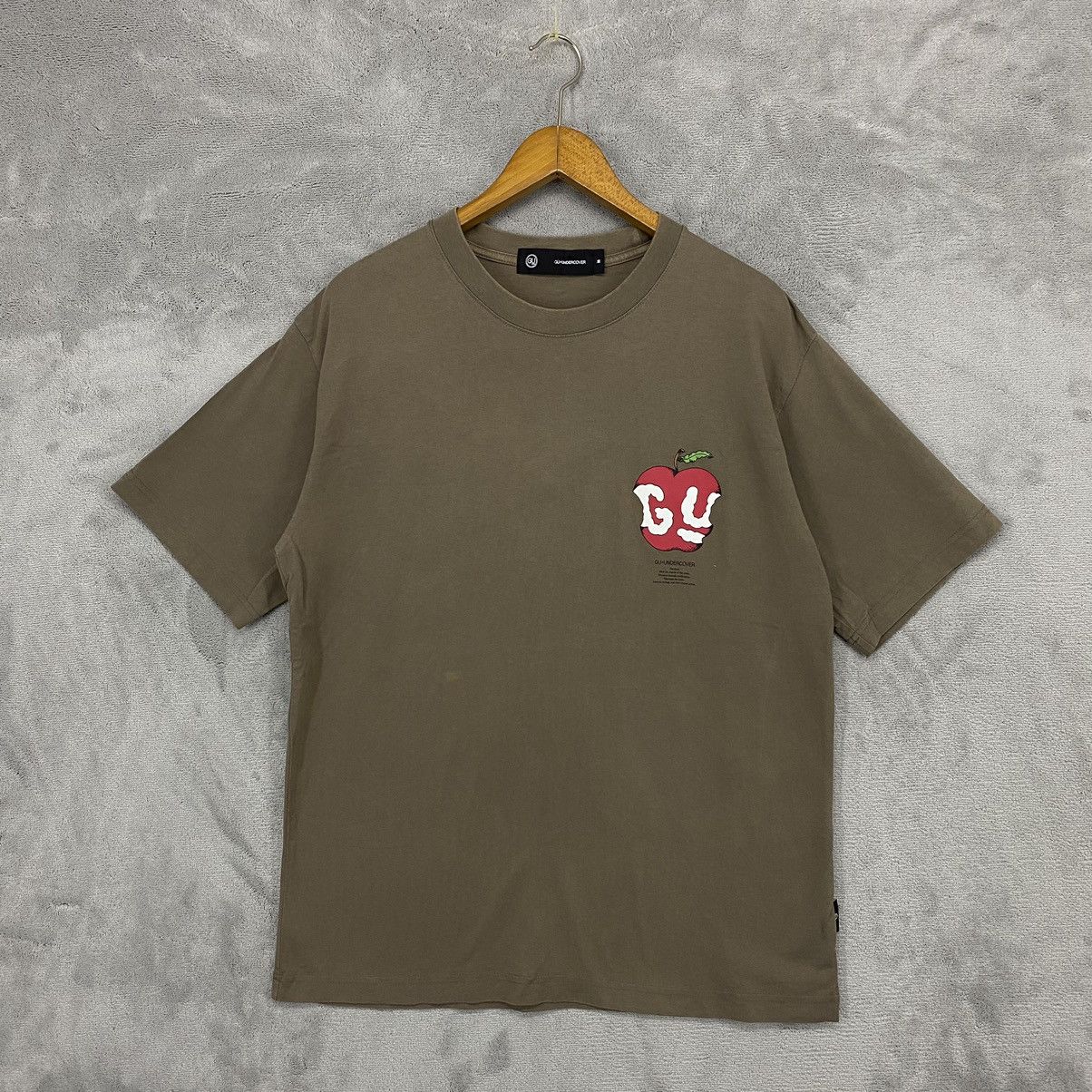 💥RARE💥 UNDERCOVER ✖️ GU APPLE TEE