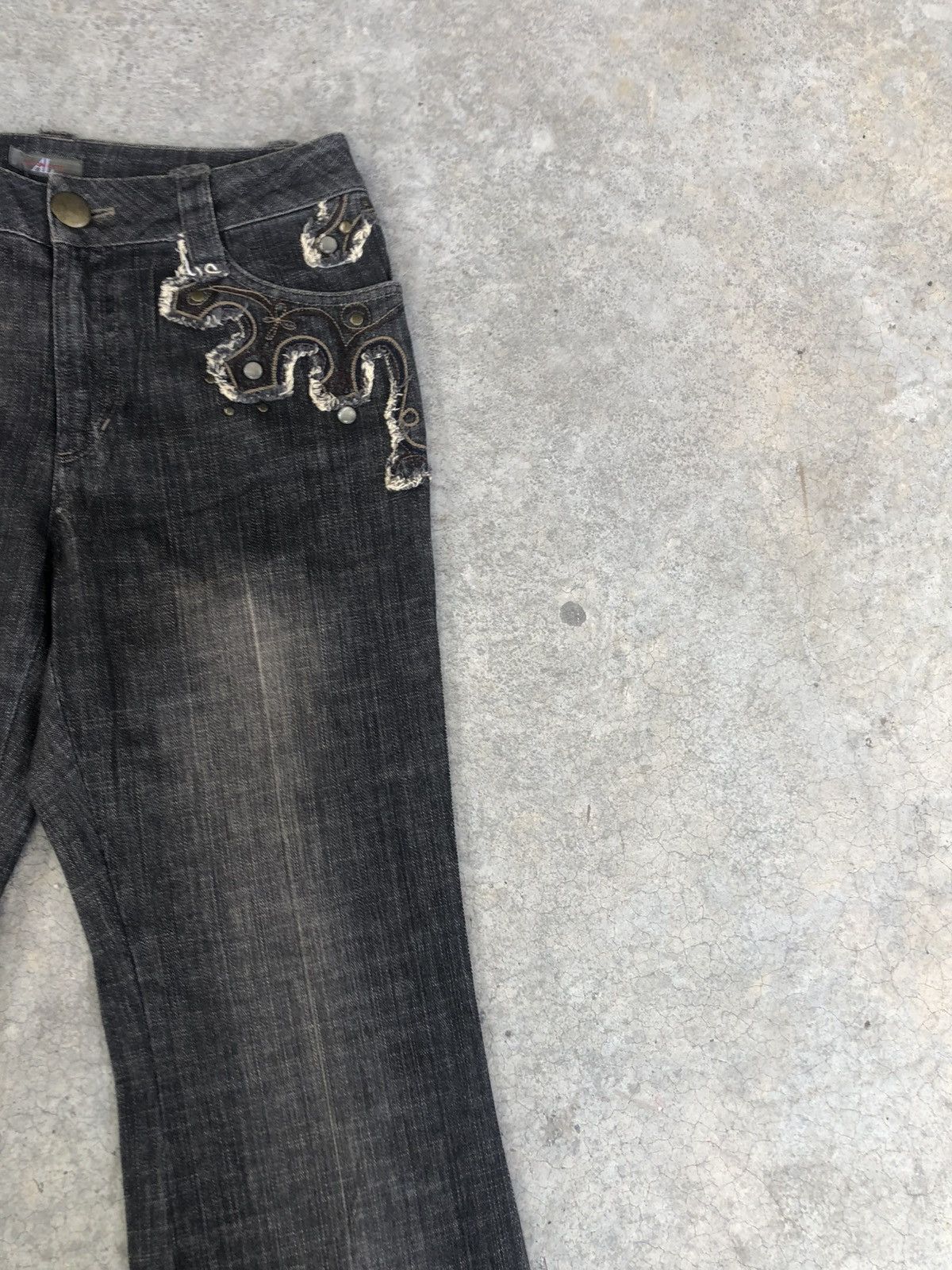 If Six Was Nine Japanese Allumette Flared Jeans Distressed Jeans Size US 28 / EU 44 - 5 Thumbnail