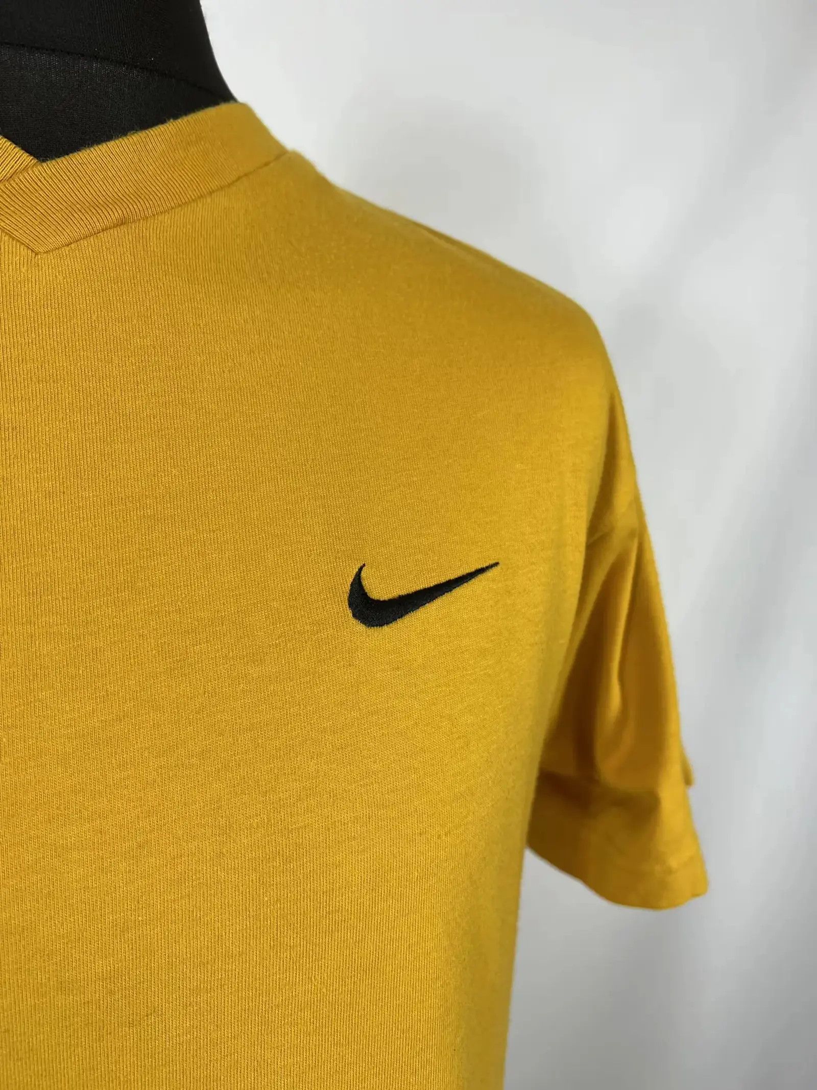 Nike Vintage Nike small embroidered swoosh logo Size US XL / EU 56 / 4 - 3 Thumbnail