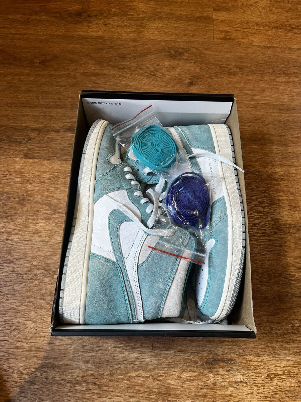 Nike Nike Air Jordan 1 Retro High OG Size US 12 / EU 45 - 6 Thumbnail