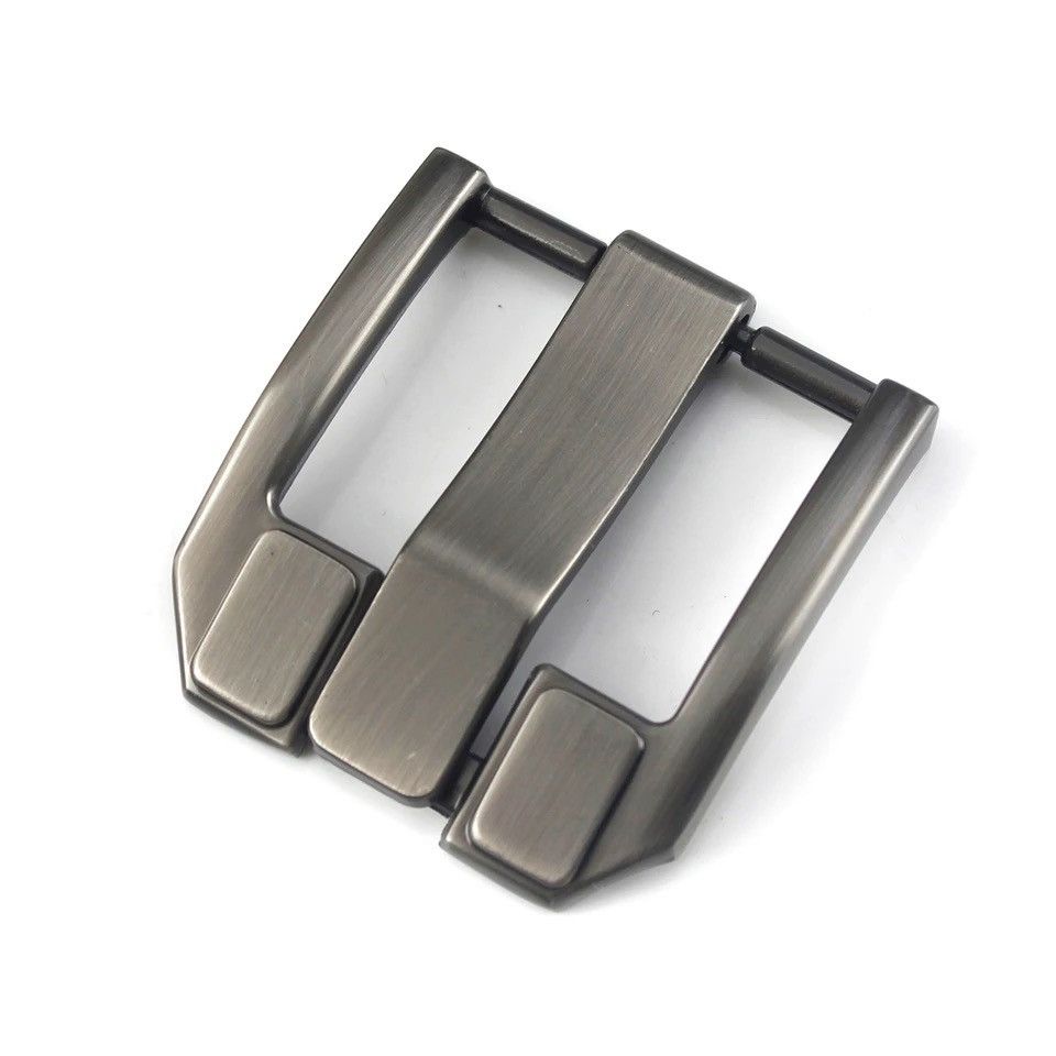 Other Metal Pin Leather Belt Buckles (No Belt) Size ONE SIZE - 2 Thumbnail
