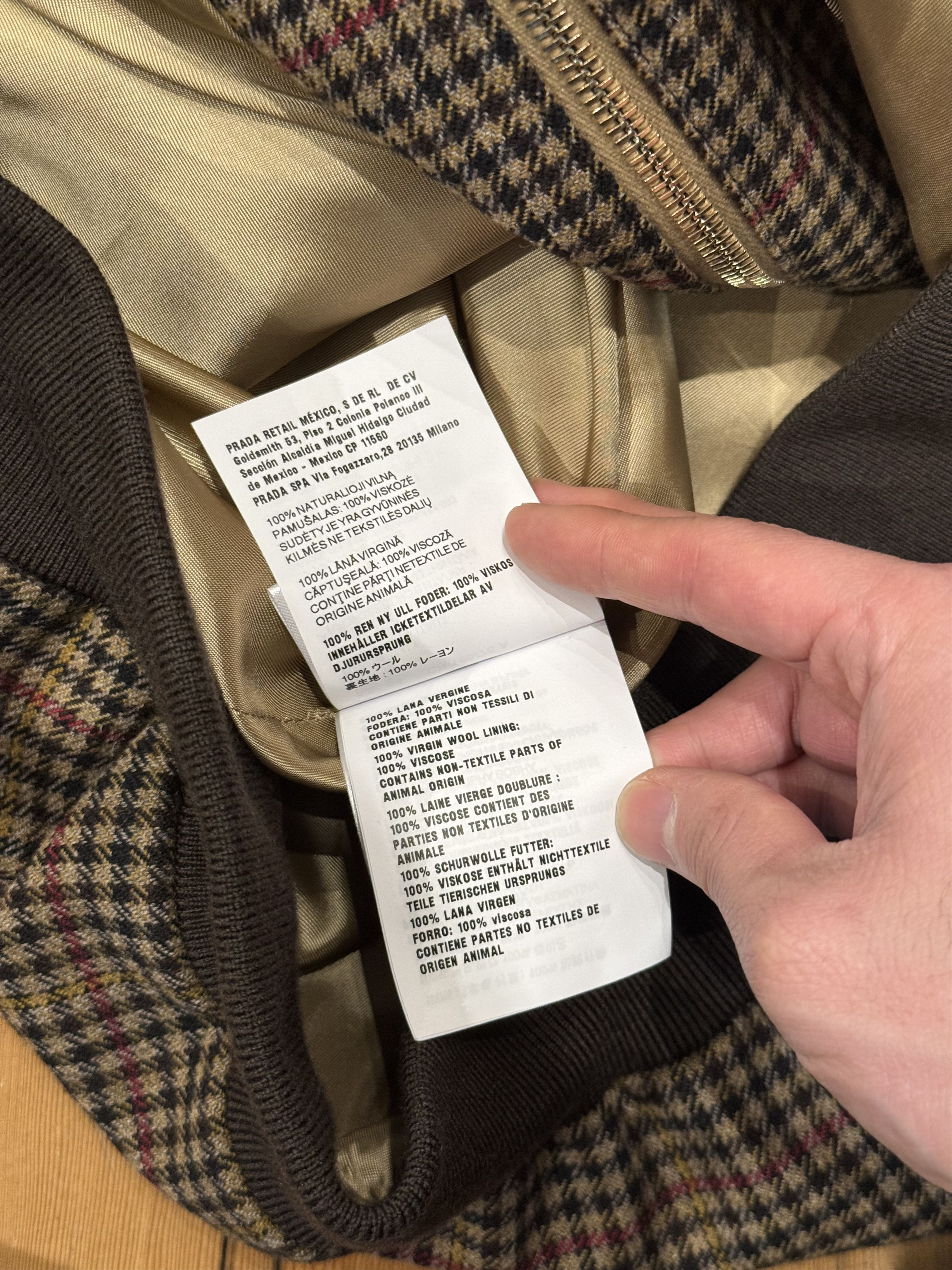 Miu Miu MIU MIU FW25 HOUNDSTOOTH CHECK BLOUSON JACKET ‘BROWN’ Size US L / EU 52-54 / 3 - 7 Thumbnail