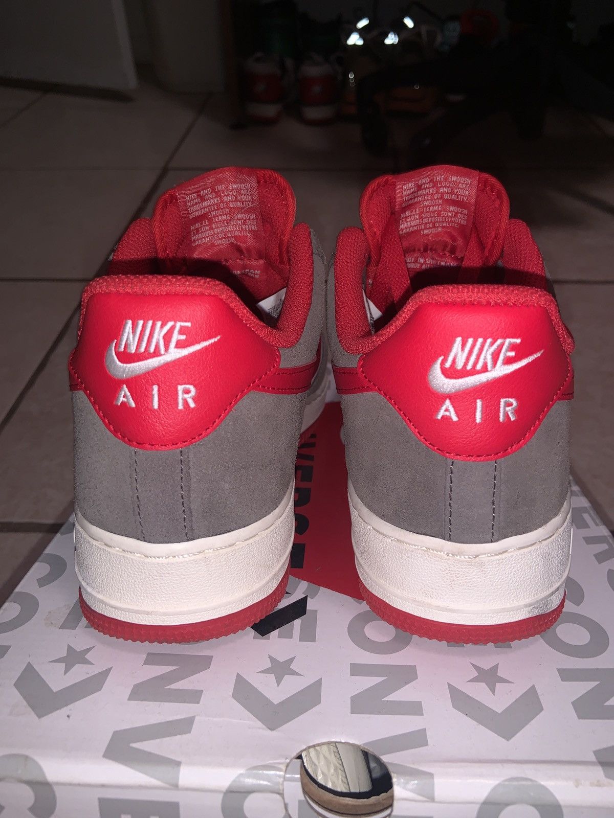 Nike Nike Air Force 1 ‘07 LV8 Cave Stone University Red Size 9 Size US 9 / EU 42 - 4 Thumbnail