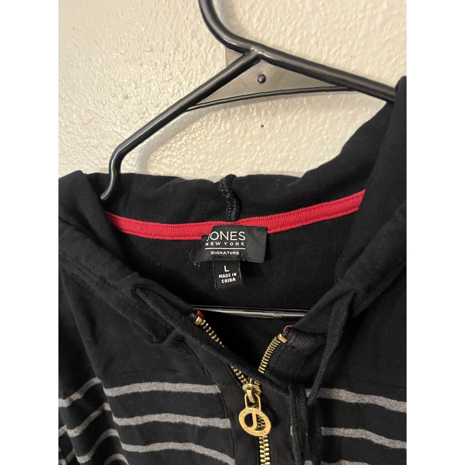 Jones New York VINTAGE Jones New York Signature Women's Hoodie Size Large Black Striped Zip Up 3/4 Sleeve All Seasons Size L / US 10 / IT 46 - 2 Thumbnail