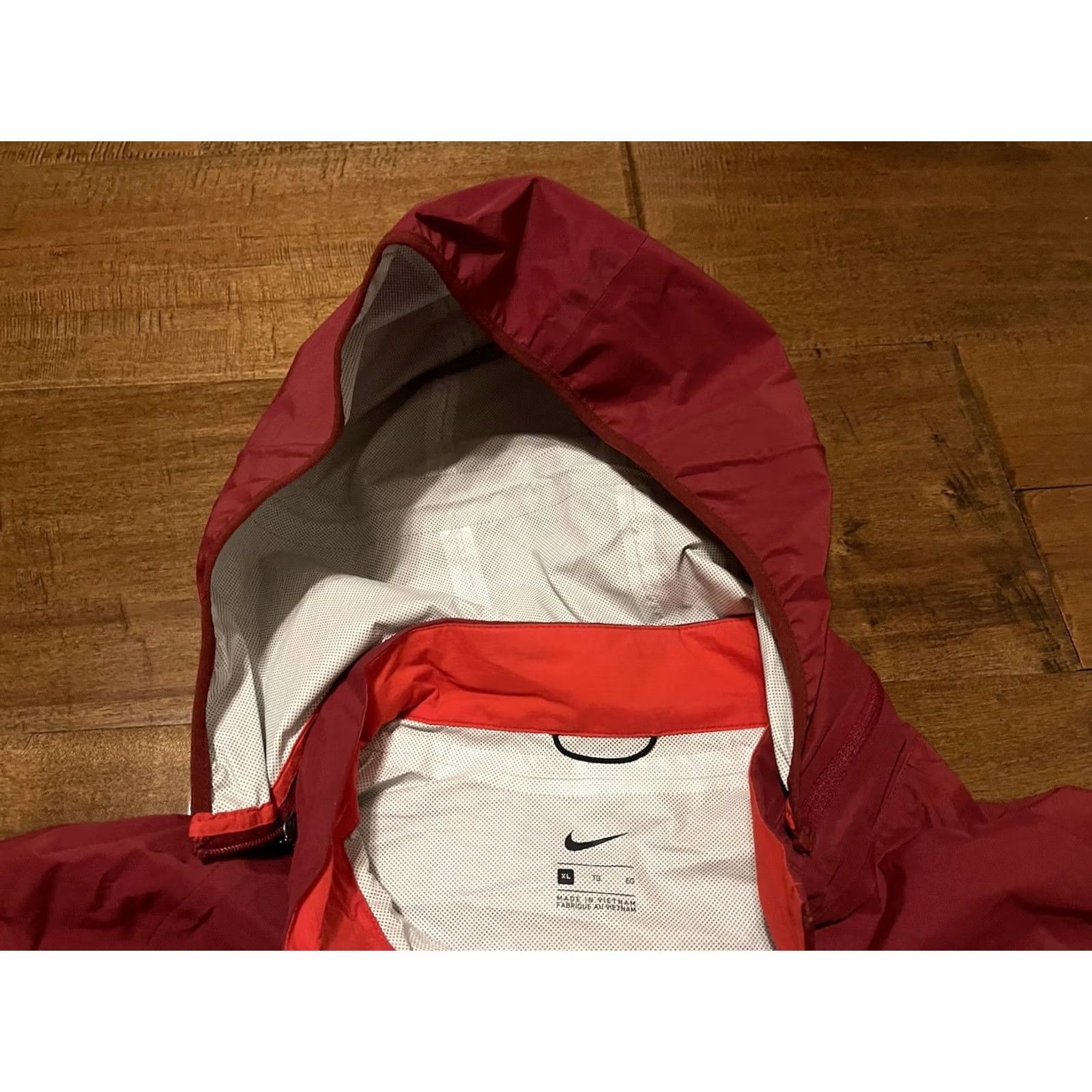 Nike Nike Shield Running Hooded Jacket 801783-677 Team Red University Red Men's XL Jacket Size US XL / EU 56 / 4 - 3 Thumbnail