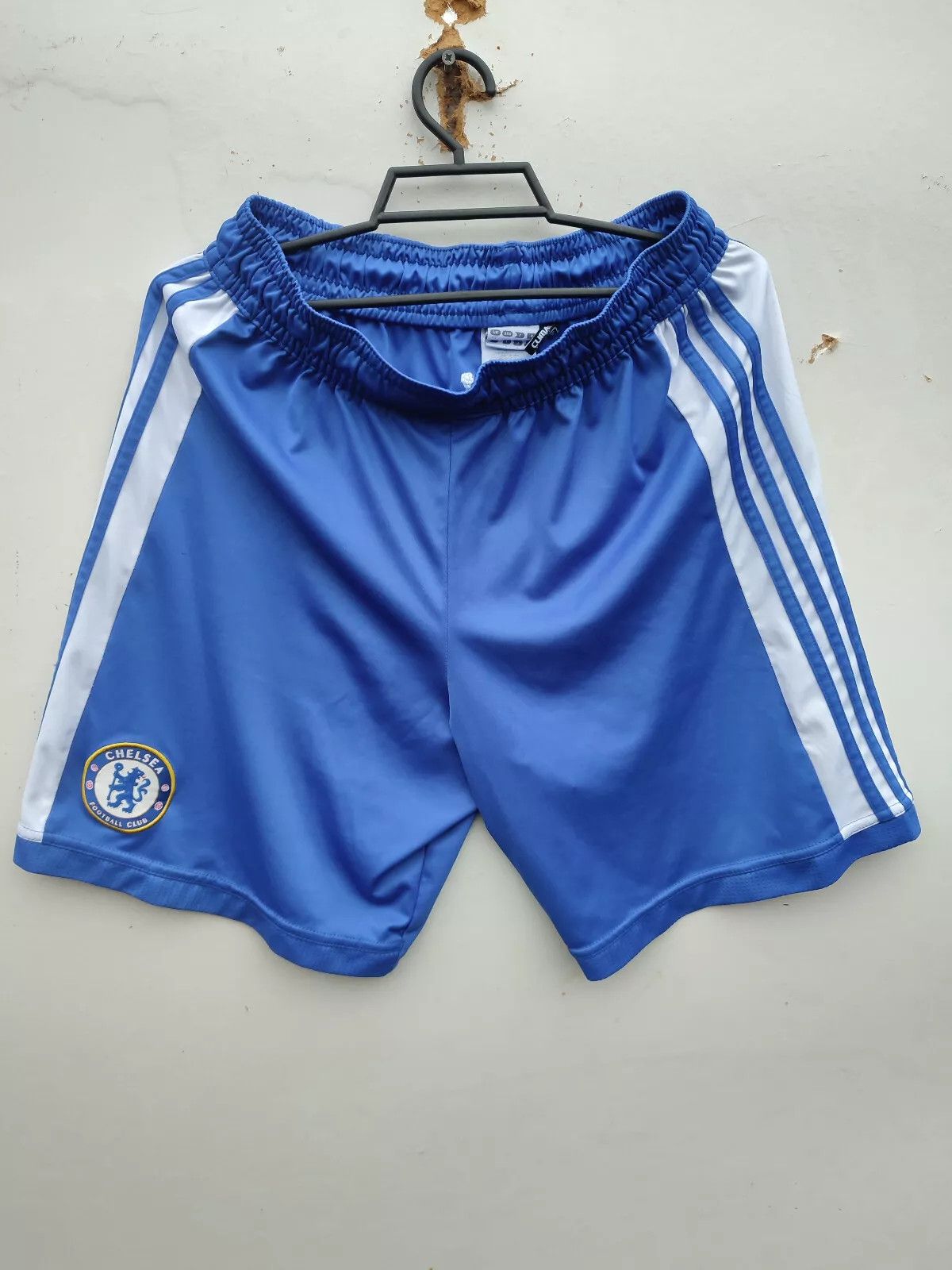 Chelsea Soccer Chelsea FC 2011-12 HOME FOOTBALL Shorts size L Size US 32 / EU 48 - 1 Thumbnail