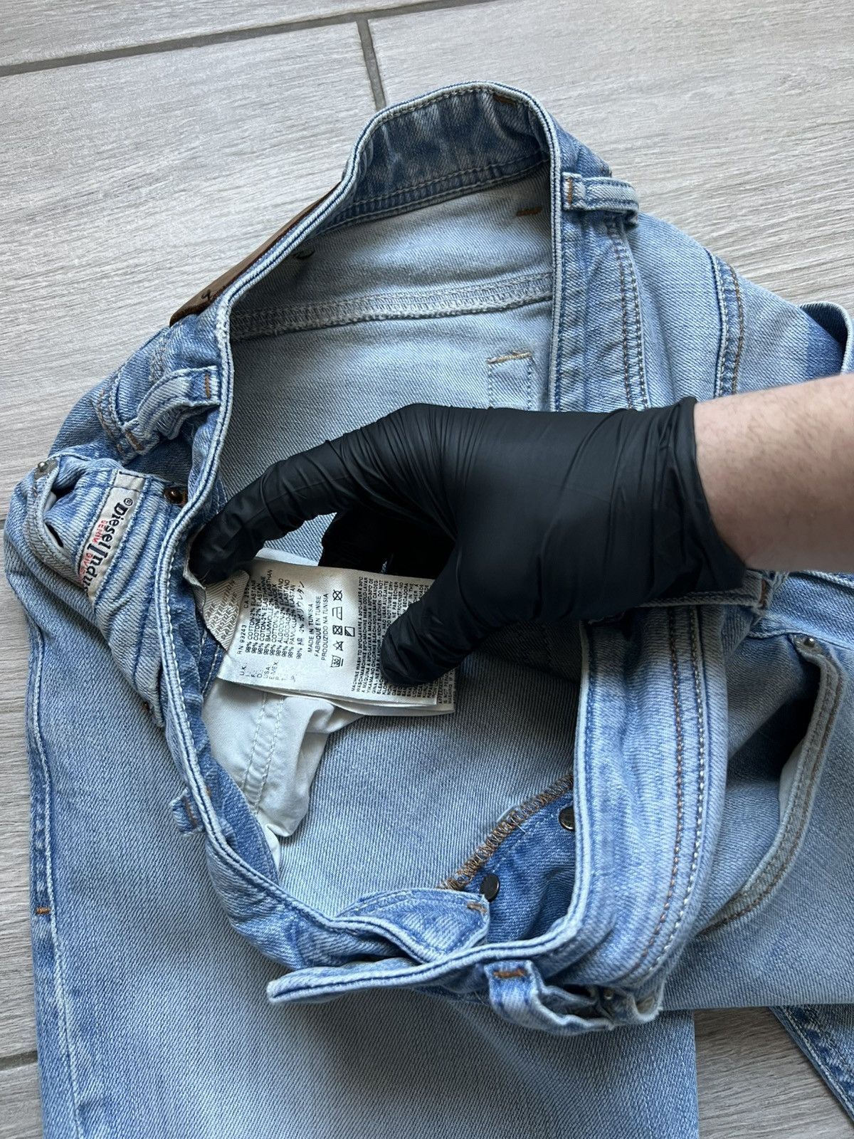 Other Vintage y2k Diesel Baggy Distressed Wide Jeans Washed Size US 28 / EU 44 - 14 Thumbnail