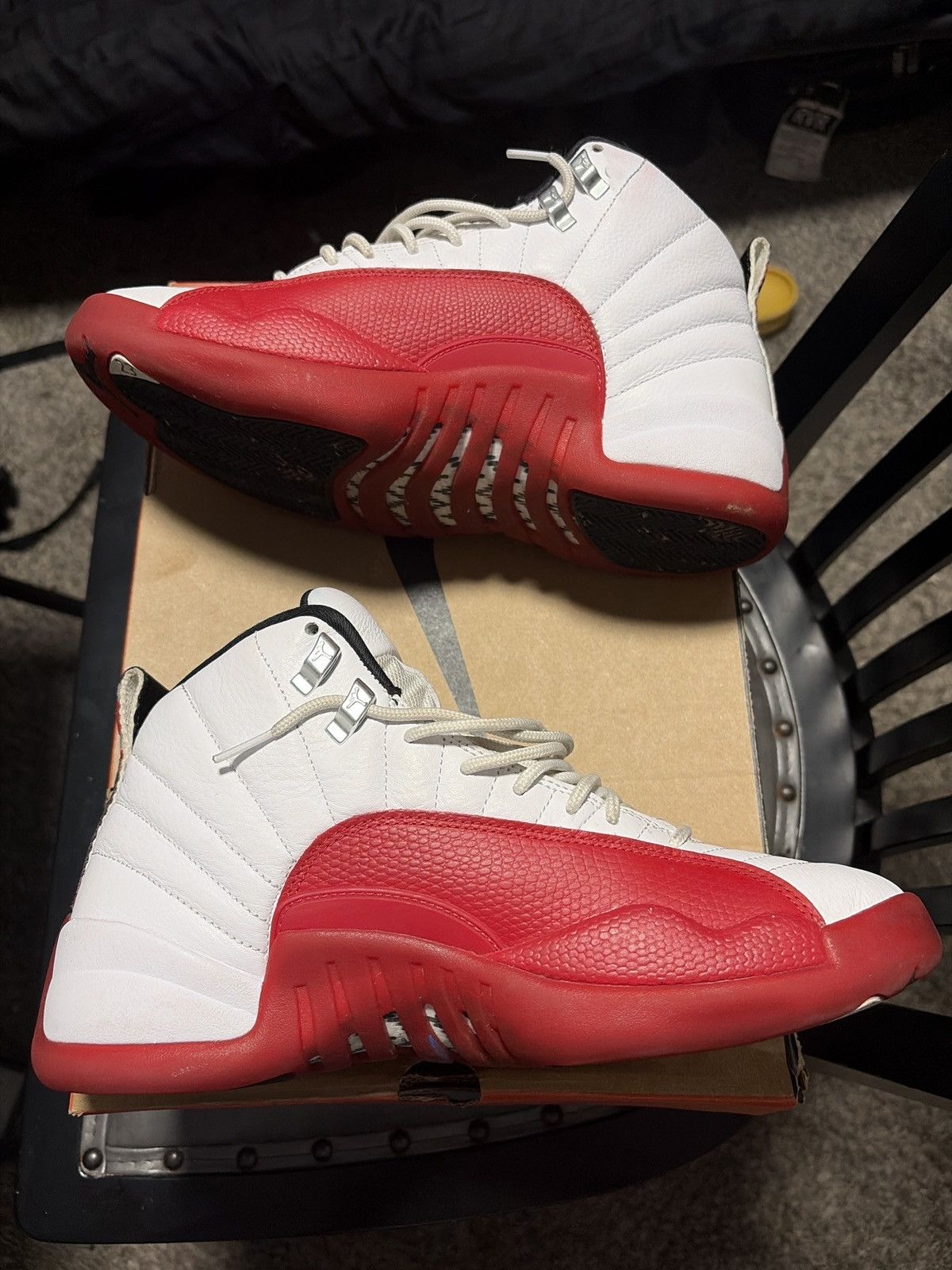 Jordan Brand Jordan 12 Cherry Size US 9.5 / EU 42-43 - 2 Thumbnail
