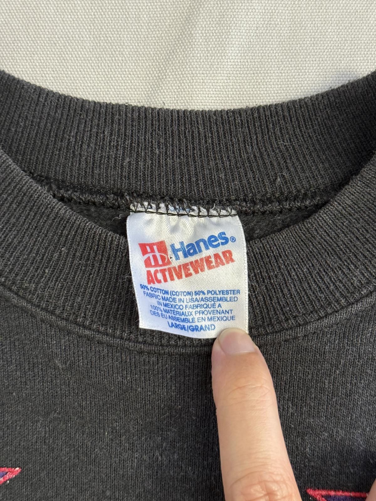 Hanes Faded Native Art Crewneck Inn of the Mountain Gods Tribal L Size US L / EU 52-54 / 3 - 2 Thumbnail