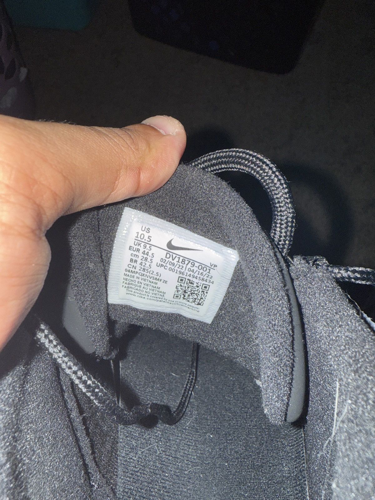 Nike Black and purple uptempo Size US 10.5 / EU 43-44 - 5 Thumbnail