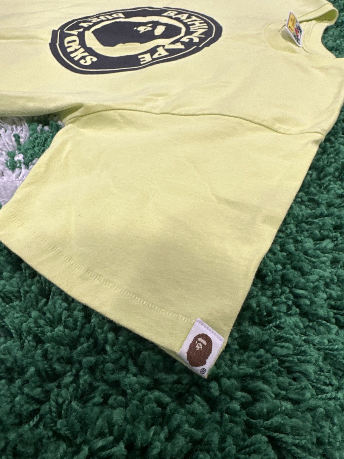 Bape Busy Works Tee Size US L / EU 52-54 / 3 - 5 Thumbnail